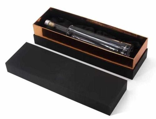 Custom Luxury Black Gift 2picece Box with Shiny Gold Border & Satin Insert for Wine